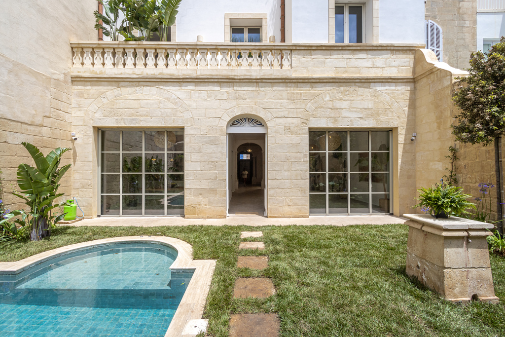 properties for sale in Malta